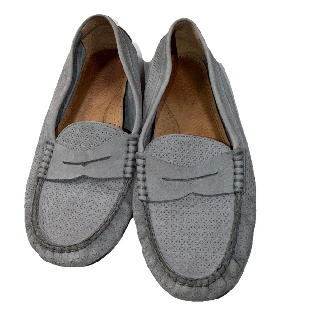 Ralph Lauren Slip-On Loafers Size 9.5‎ Light Gray Suede Embossed